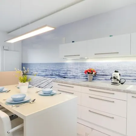 Wagonowa Premium Chopin Airport * Warszawa