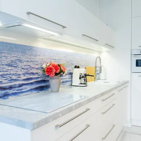 Wagonowa Premium Chopin Airport Varşova